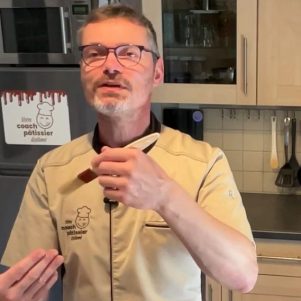 Formateur CAP Pâtissier accompagnant des adultes en candidat libre